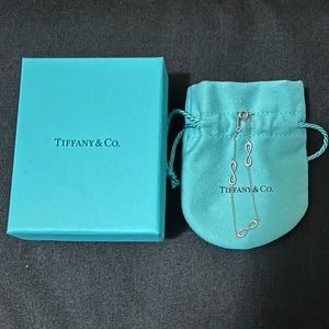 Tiffany & Co. Tiffany Infinity Endless Bracelet